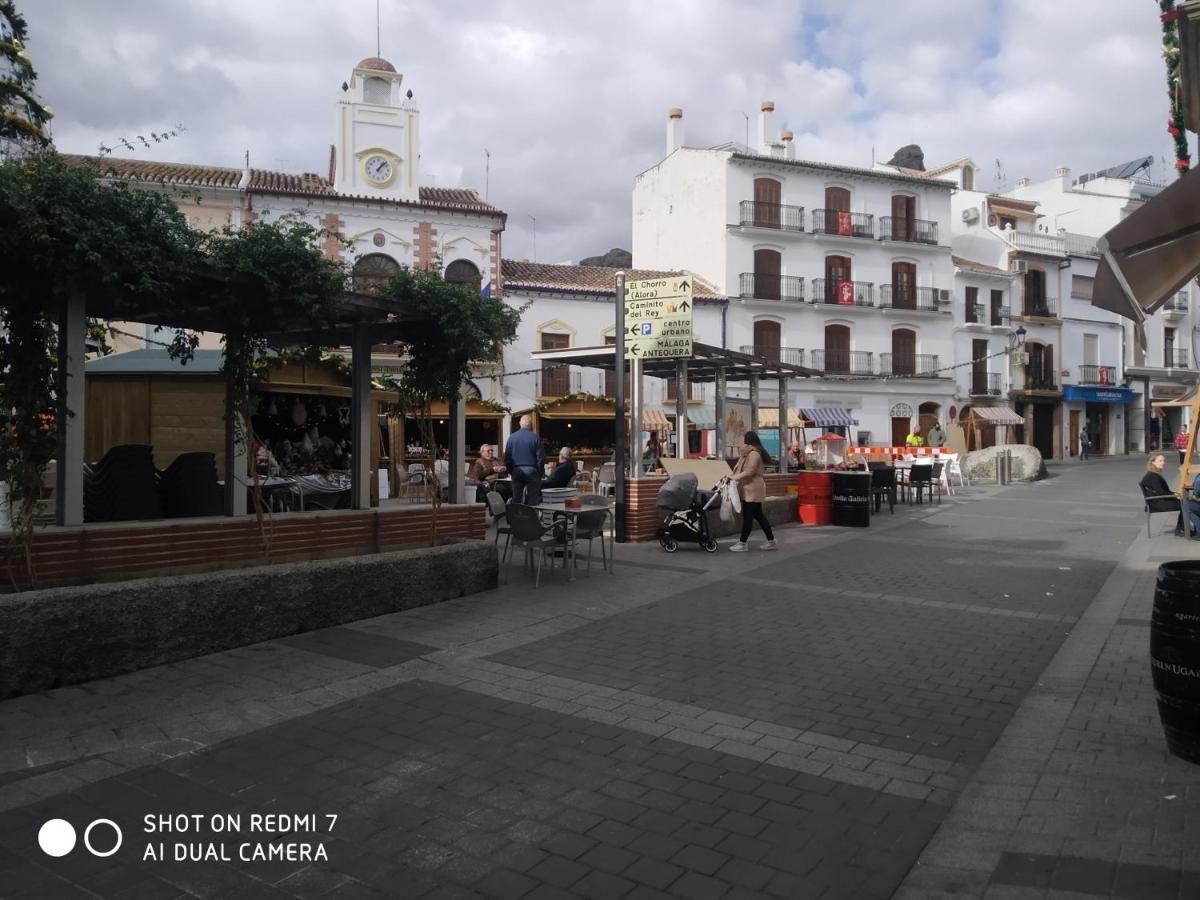 Alojamiento Alora Castillo Arabe Y Museo Luaran gambar